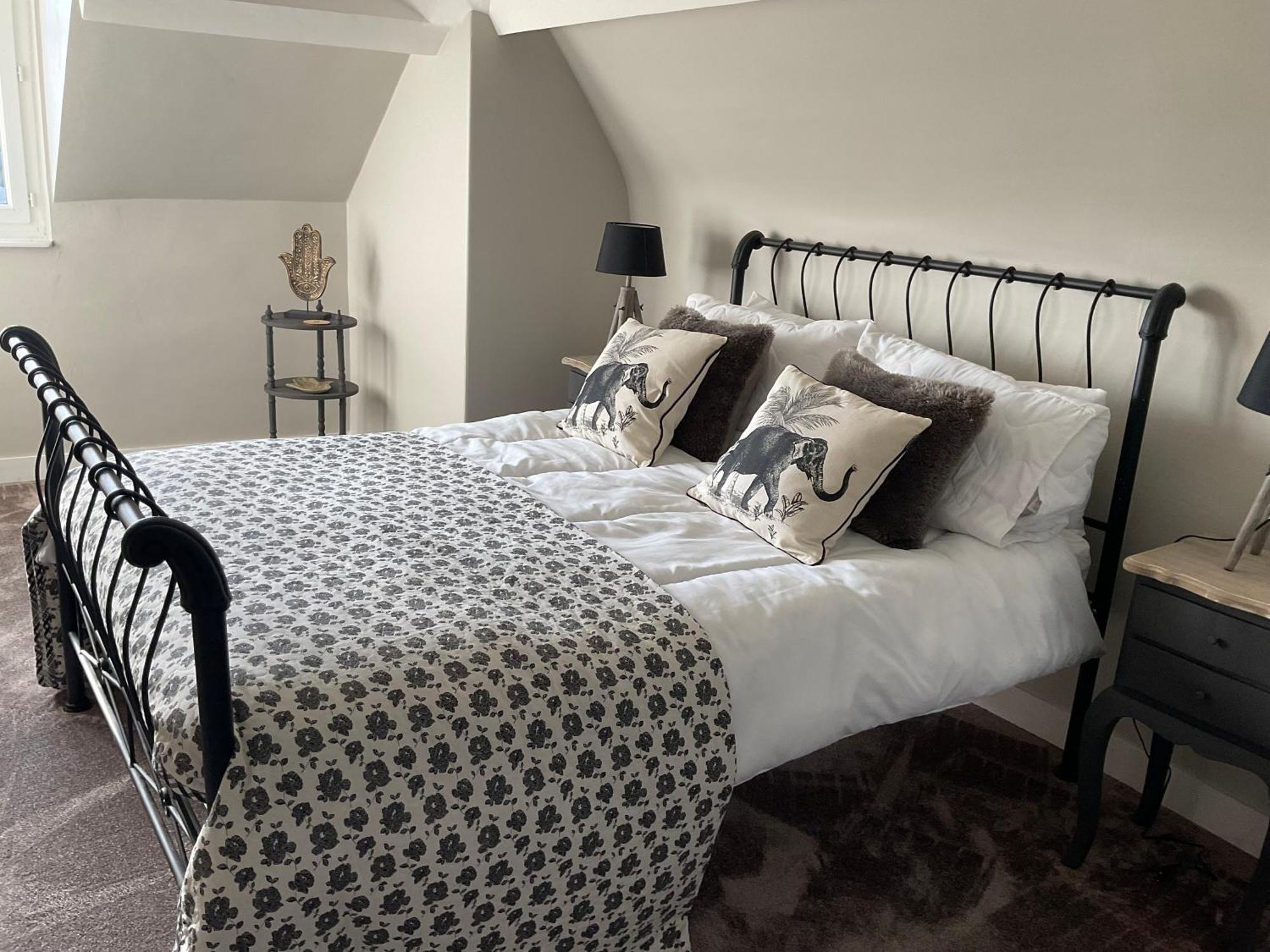 Bed and Breakfast Le Bourg Asnieres-en-Bessin Exterior foto
